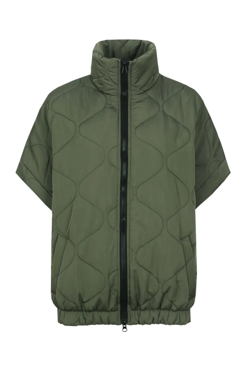 CS The Label Ondra Gilet Dark Olive, mouwloos vest in Dark Olive